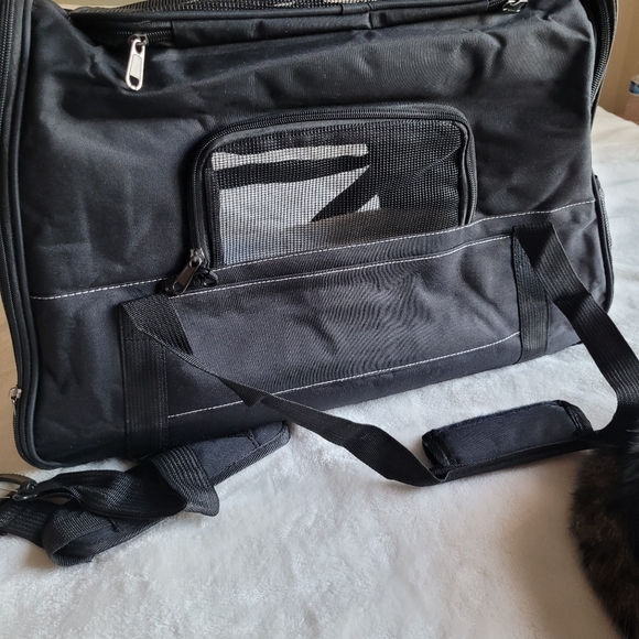 Pet Travel Carrier small dog/cat NWOT - Picture 4 of 10